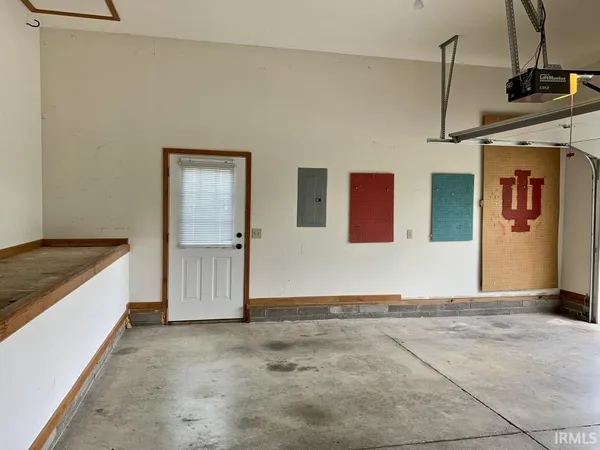 $2,400 | 1209 West Aspen Court, Bloomington, IN 47404