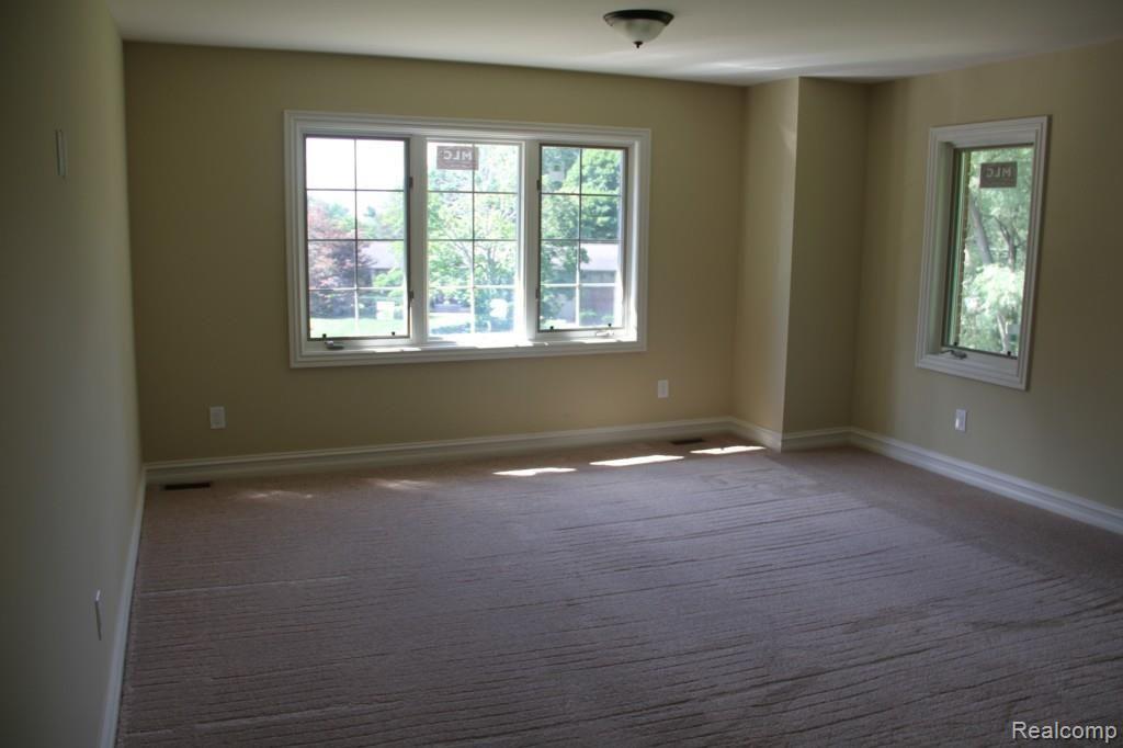 4191 Fieldbrook Road West Bloomfield, MI 48323 - Photo 41 of 51 IMG_0394.jpg