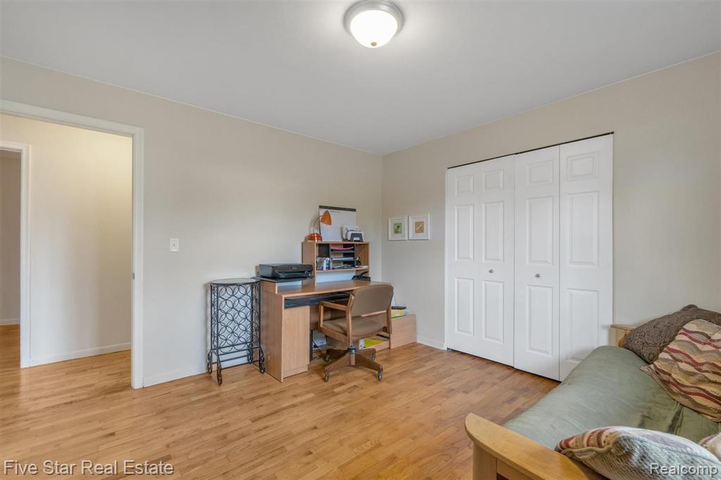 5500 North Henderson Road Davison, MI 48423 - Photo 21 of 48 Gallery Image 21