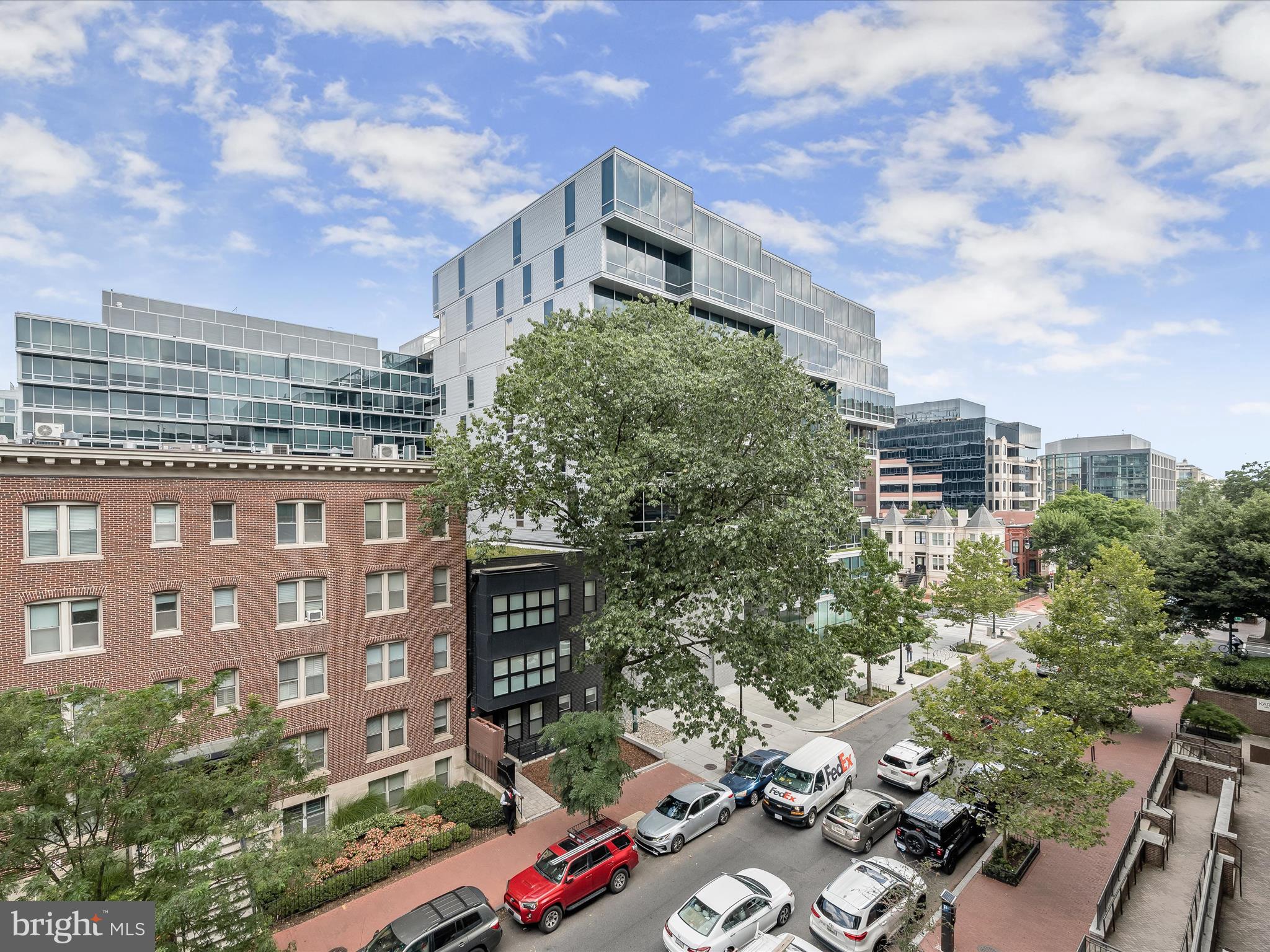 2425 L Street Northwest, Unit 536 Washington, DC 20037 - Photo 9 of 41 a picture of city view