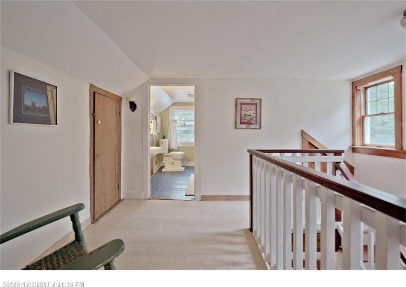 6 Babbidge Road Falmouth, ME 04105 - Photo 19 of 29 Hallway