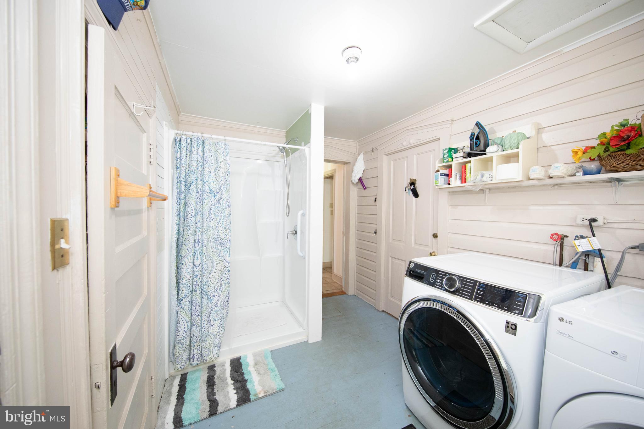 3650 Ady Road Street, MD 21154 - Photo 20 of 40 Main level laundry with full shower