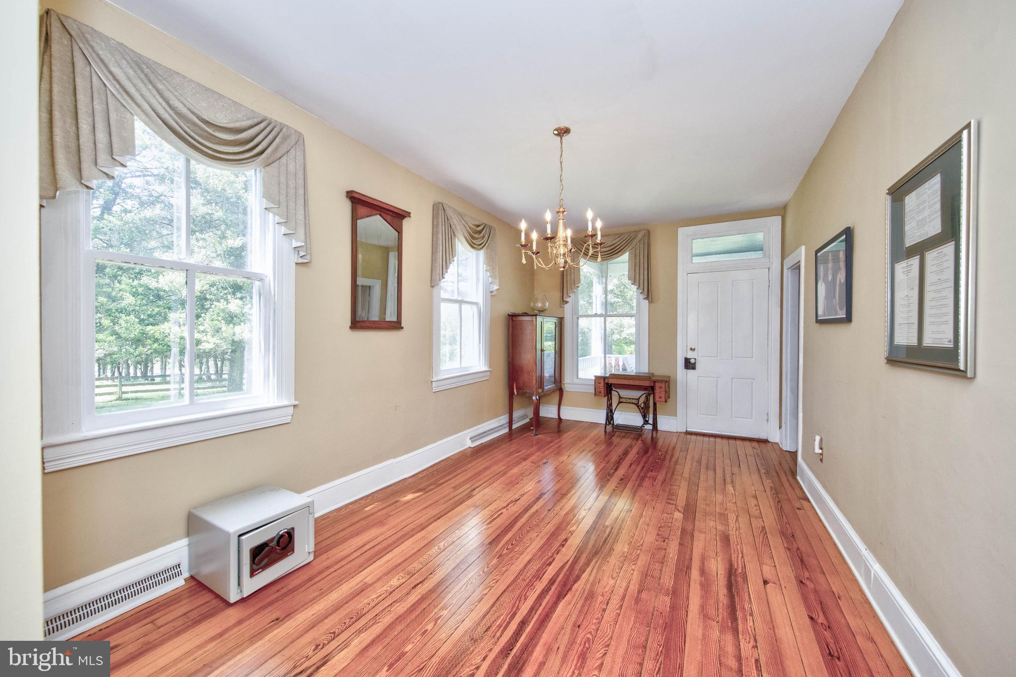 3650 Ady Road Street, MD 21154 - Photo 10 of 40 Dining room