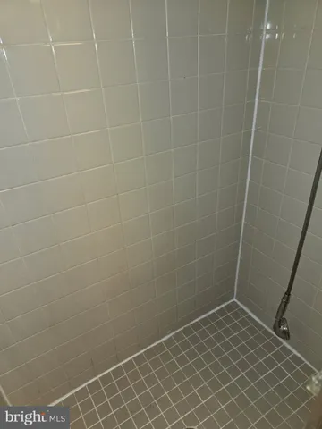 $2,000 | 154 Woodstream Drive, Unit CONDO 154, Jeffersonville, PA 19403