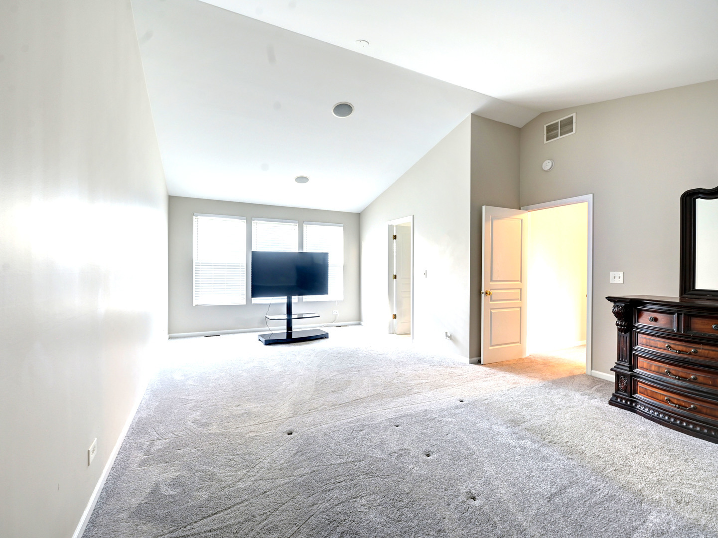 6 Forsythia Court Bolingbrook, IL 60490 - Photo 17 of 28 a view of an empty room with a window