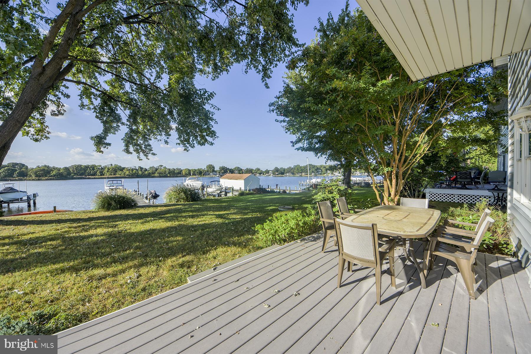 8092 Main Creek Road Pasadena, MD 21122 - Photo 4 of 28 Dine outside overlooking the water
