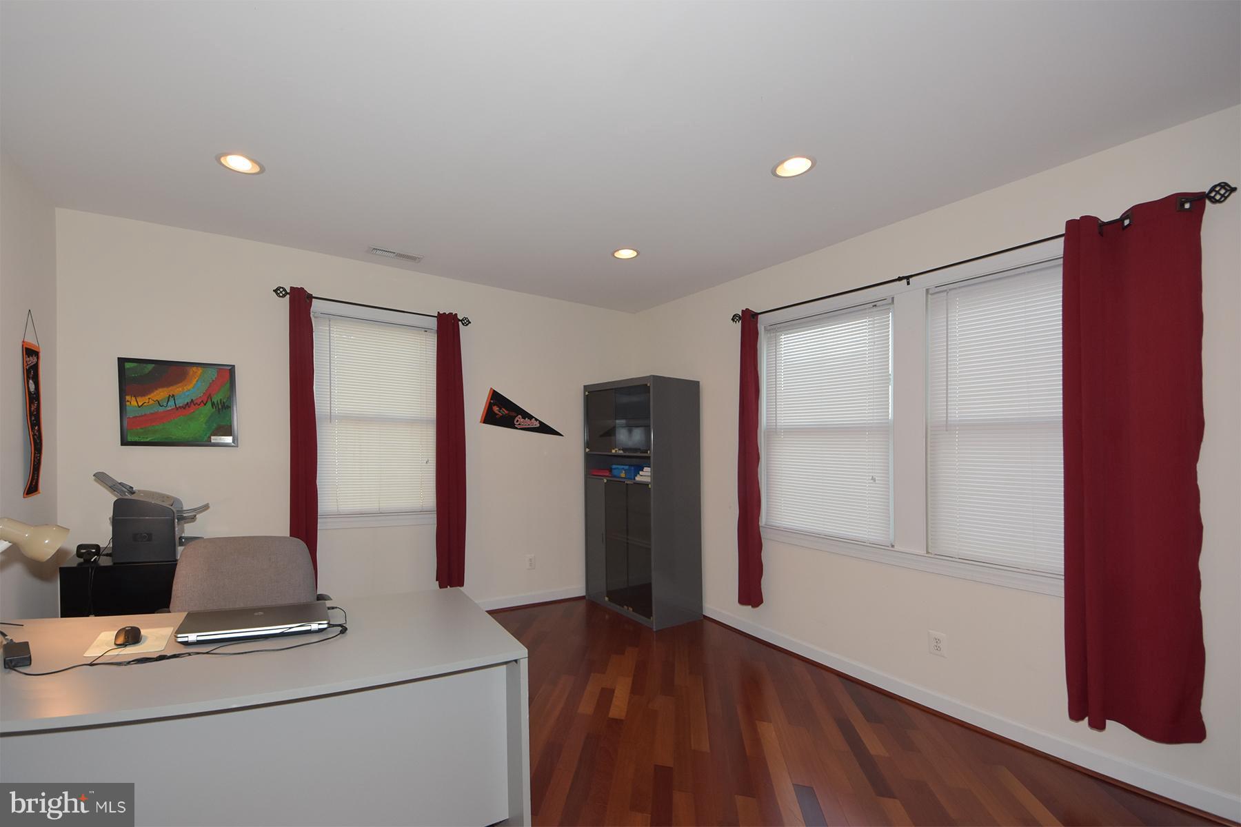 8092 Main Creek Road Pasadena, MD 21122 - Photo 6 of 28 Office or den