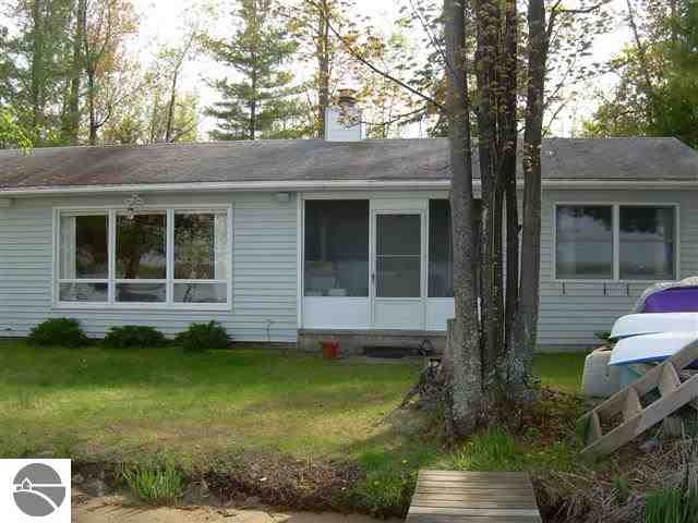 14804 Williams Road Elk Rapids, MI 49629 - Photo 32 of 41 1745829-31.JPG