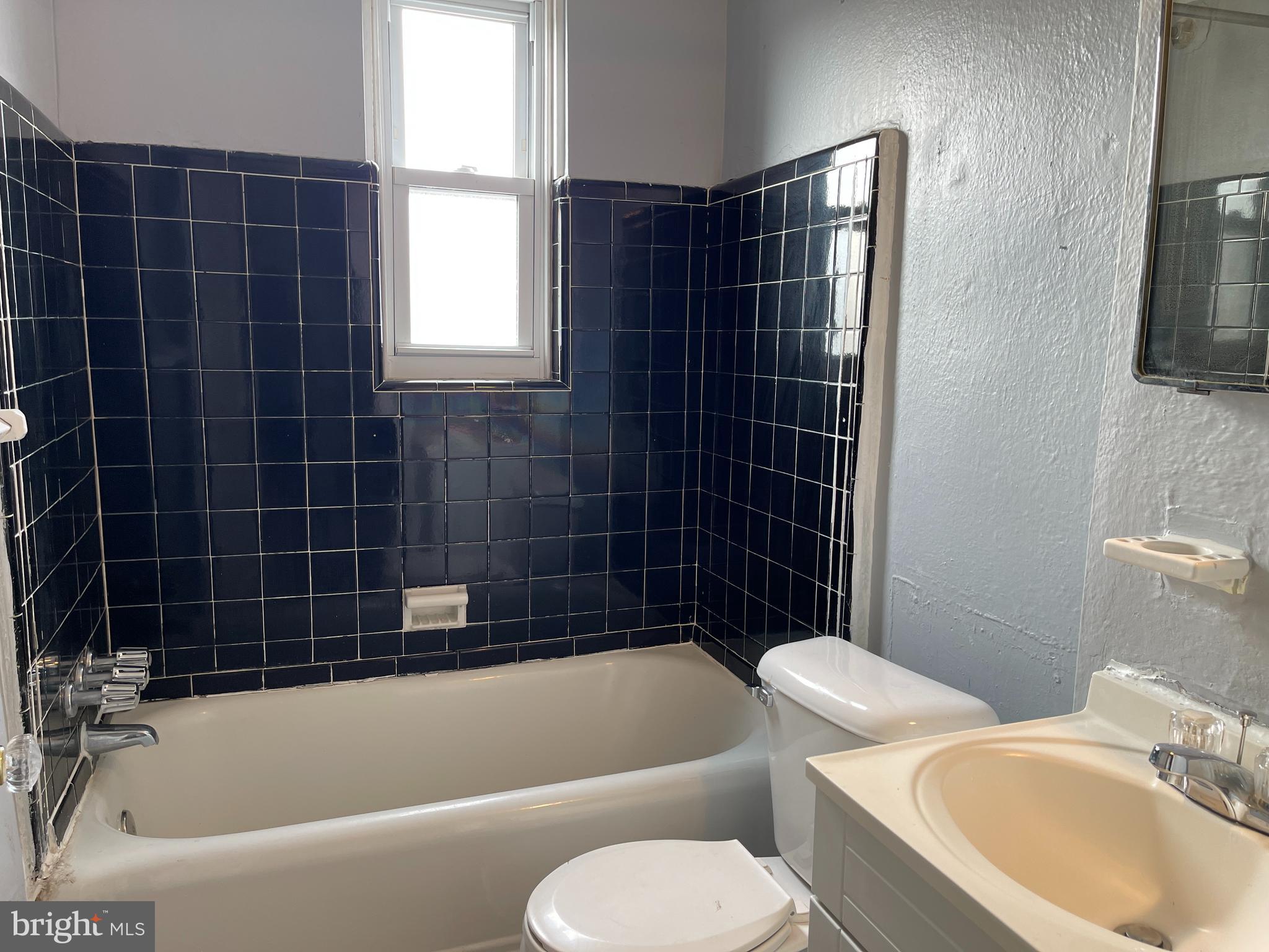 238 Margate Road Upper Darby, PA 19082 - Photo 13 of 15