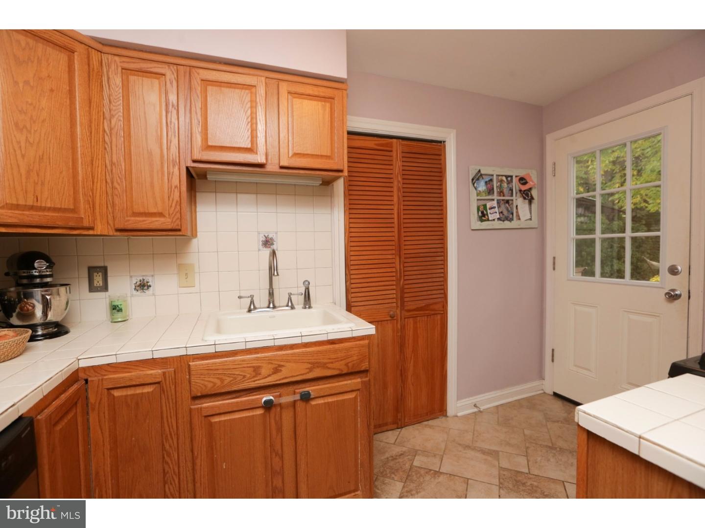 2008 Wharton Road Glenside, PA 19038 - Photo 11 of 25 Kitchen