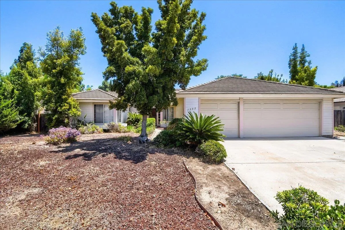 1555 Del Mar Road Oceanside, CA 92057 - Photo 1 of 32