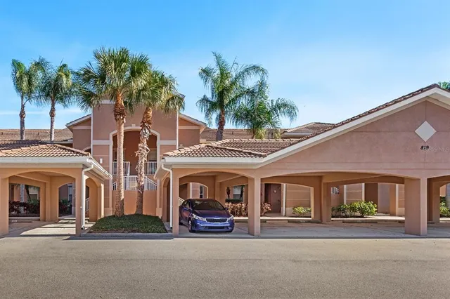 $1,800 | 819 Fairwaycove Lane, Unit 206, Bradenton, FL 34212