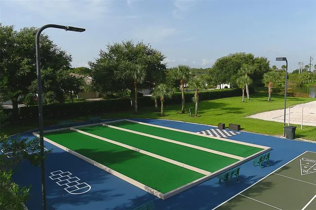 $1,800 | 819 Fairwaycove Lane, Unit 206, Bradenton, FL 34212