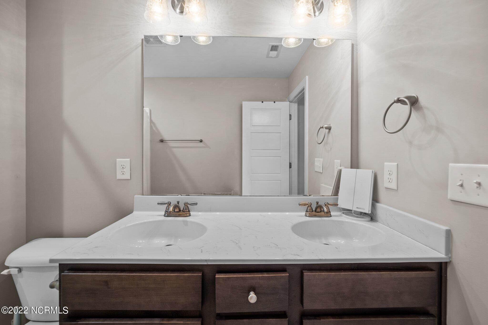 9701 Juniper Road Bailey, NC 27807 - Photo 27 of 46 40-web-or-mls-DSC_1159