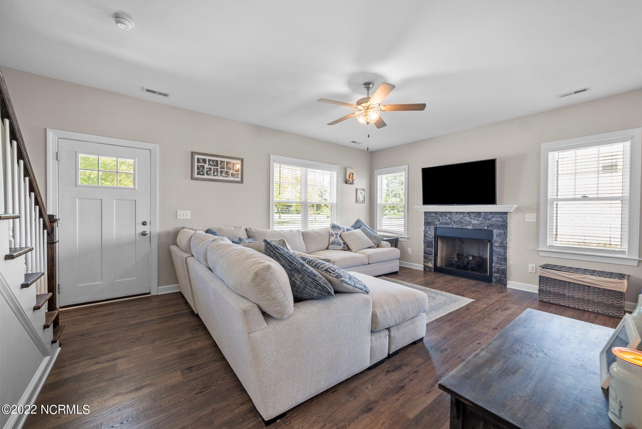 9701 Juniper Road Bailey, NC 27807 - Photo 8 of 46 21-web-or-mls-DSC_1078