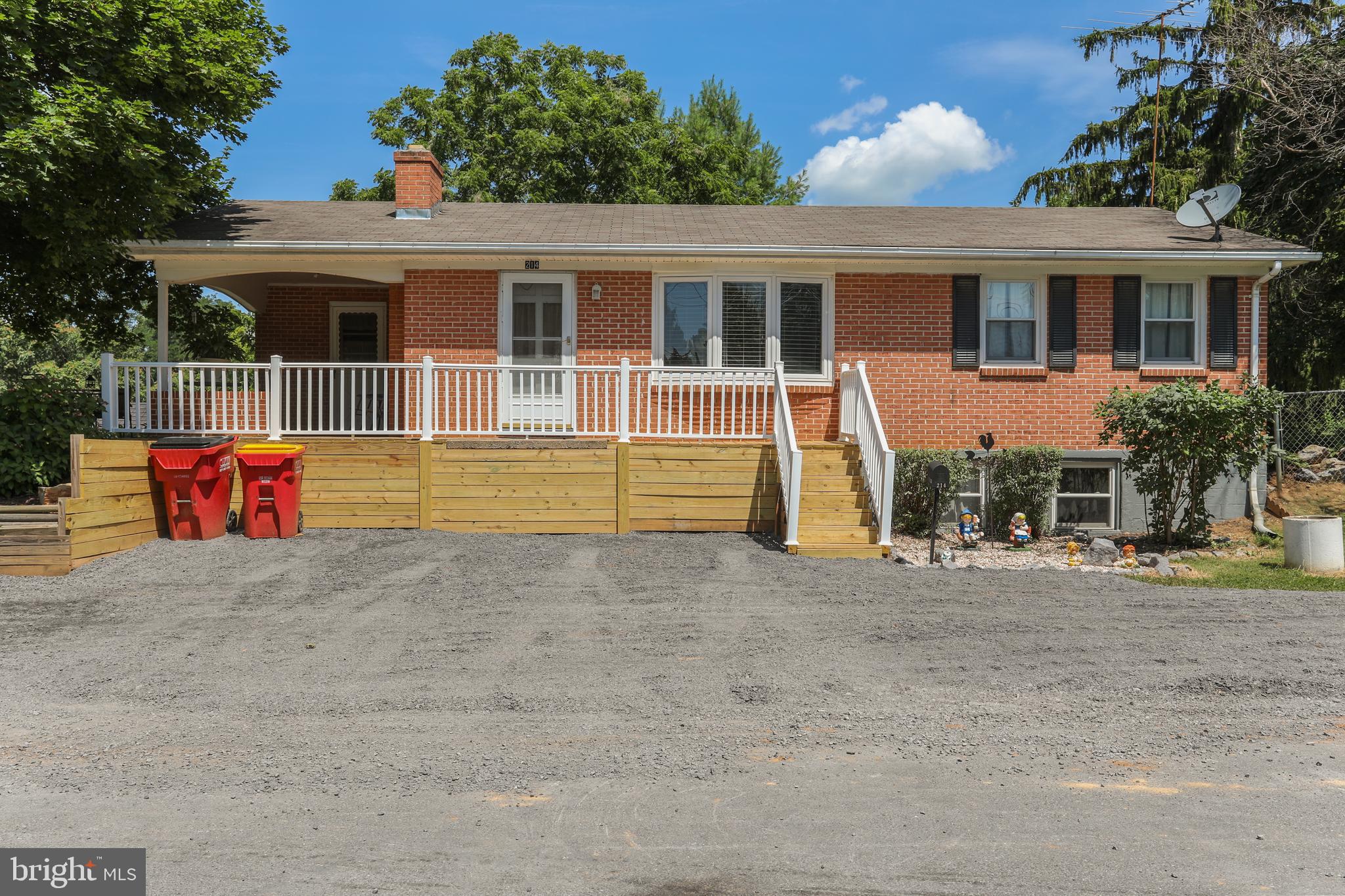 214 West 6th Avenue Ranson, WV 25438 - Photo 2 of 39