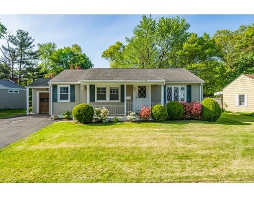 27 Harrington Road Chicopee, MA 01020 - Photo 1 of 13 Gallery Image 1
