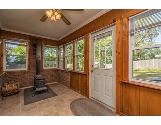 27 Harrington Road Chicopee, MA 01020 - Photo 9 of 13 Gallery Image 9