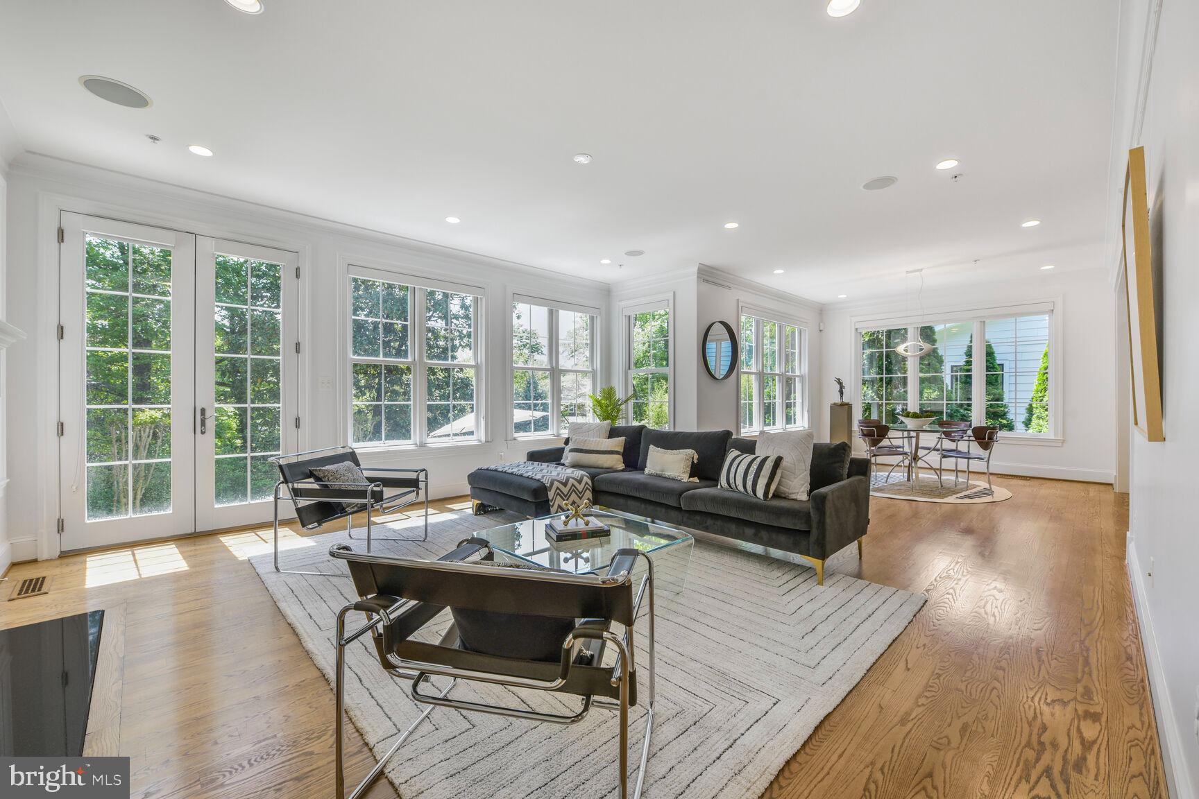 5608 Durbin Road Bethesda, MD 20814 - Photo 8 of 60 Gallery Image 8