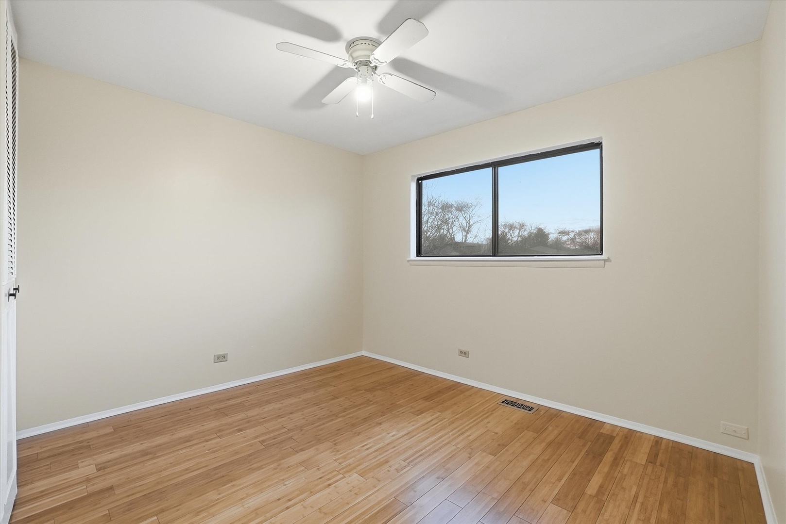 413 Buffalo Trail Wheeling, IL 60090 - Photo 17 of 30
