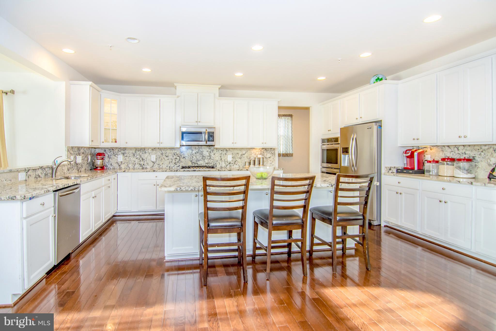 Gleaming  White Dream Kitchen