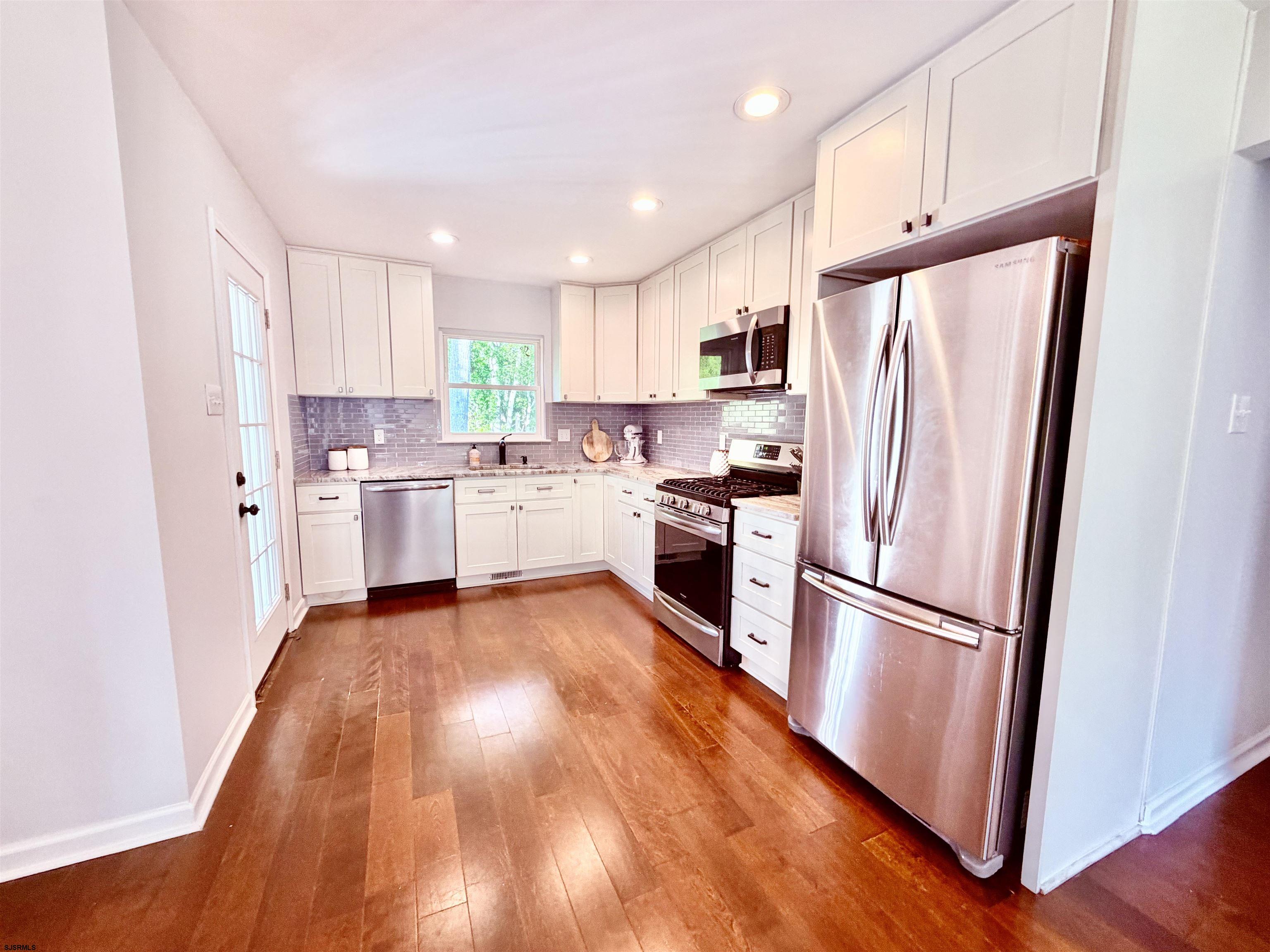 535 Holly Brook Road Galloway Township, NJ 08205 - Photo 12 of 45