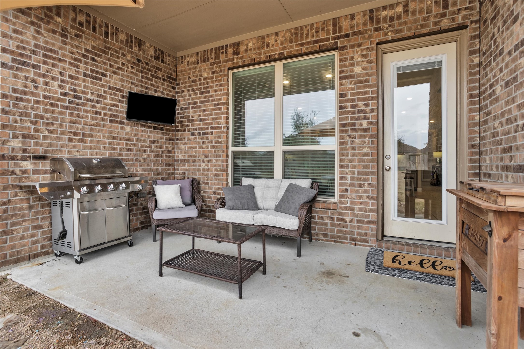 3622 Lister Drive Rosharon, TX 77583 - Photo 35 of 49 Here is your new covered back patio with plenty of space for outdoor furniture AND more!