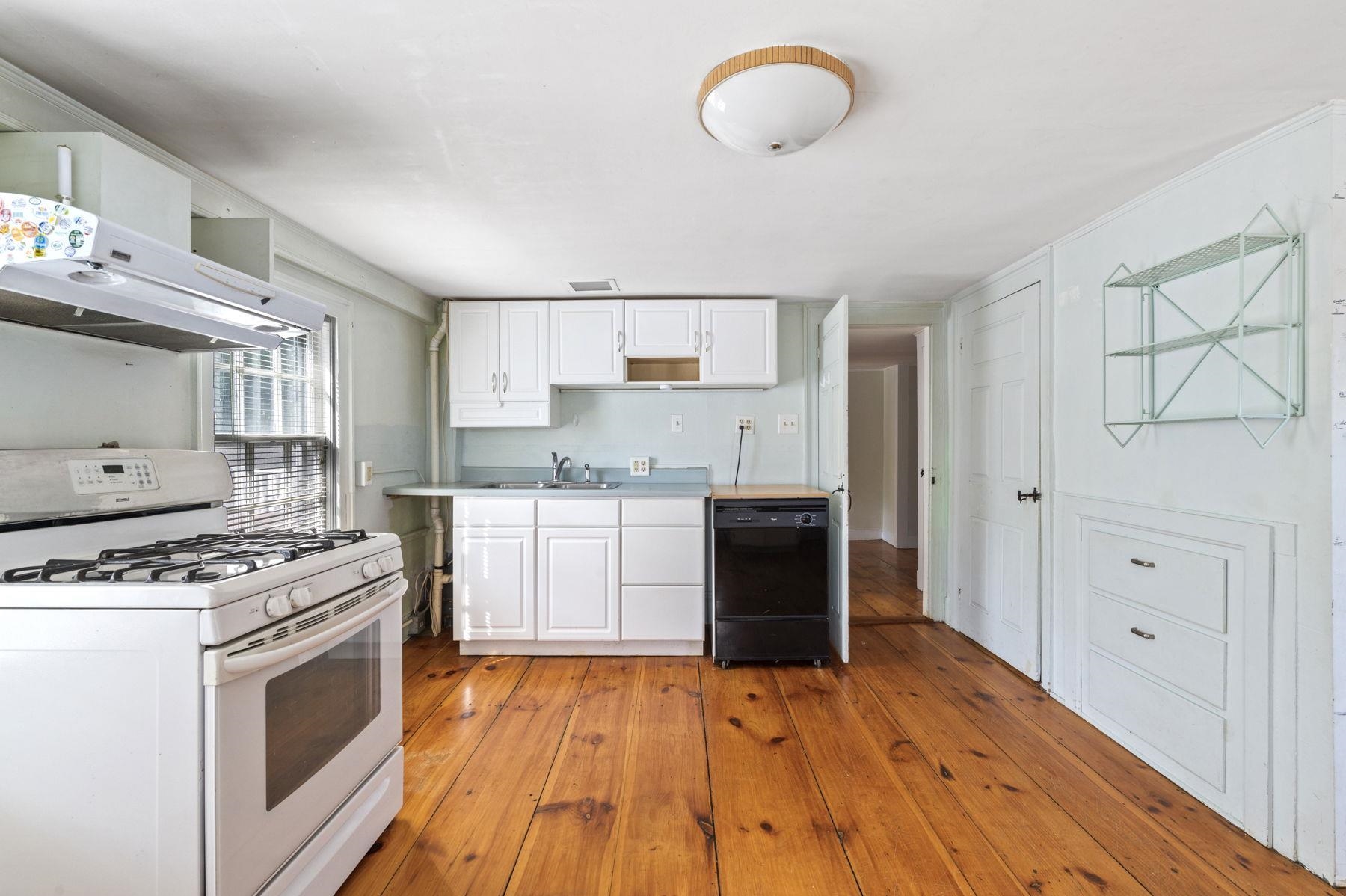 80 Lafayette Road Hampton Falls, NH 03844 - Photo 12 of 40