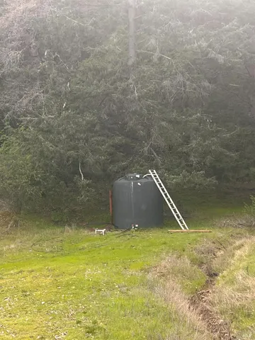 a view of a swimming pool
