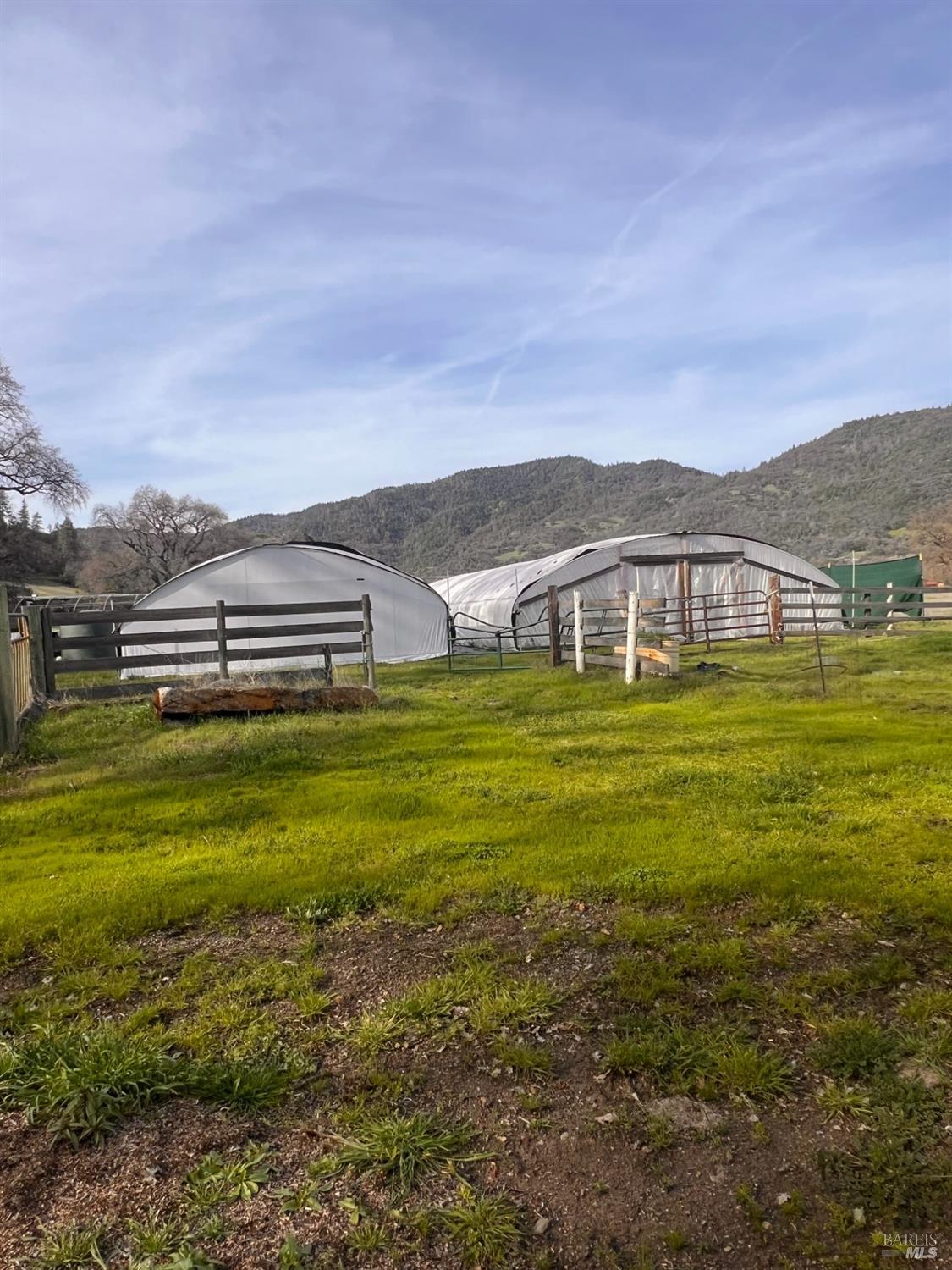 78951 Zenia Road Covelo, CA 95428 - Photo 36 of 37 a view of a big room with an ocean view