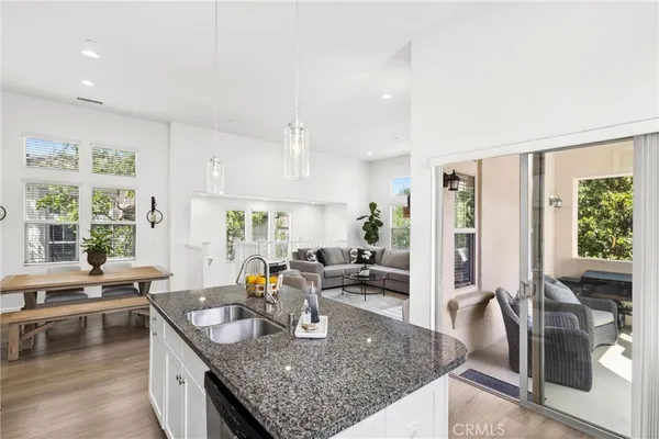 $1,350,000 | 38 Nature, Irvine, CA 92620