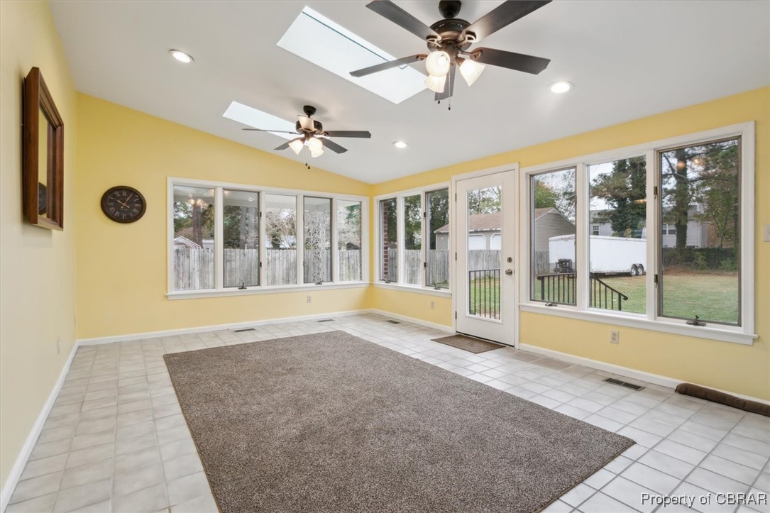 49 Mohawk Road Hampton, VA 23669 - Photo 4 of 49 Gallery Image 4