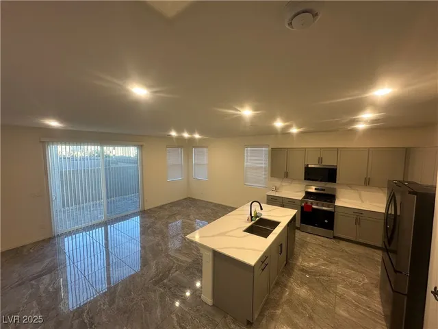 $2,700 | 6634 Tumoulin Street, Las Vegas, NV 89148