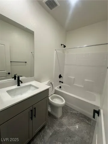 $2,700 | 6634 Tumoulin Street, Las Vegas, NV 89148