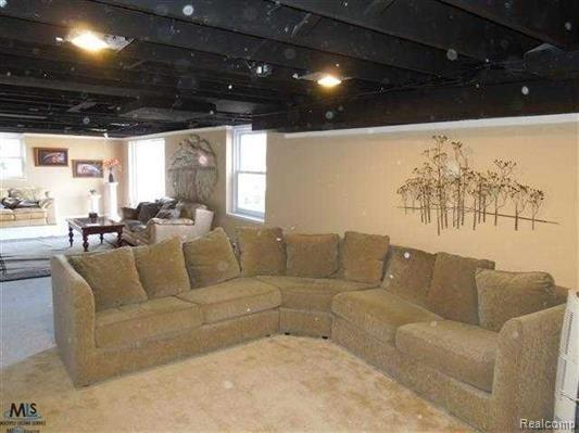 865 Fieldstone Court Rochester, MI 48309 - Photo 21 of 27 21.JPG
