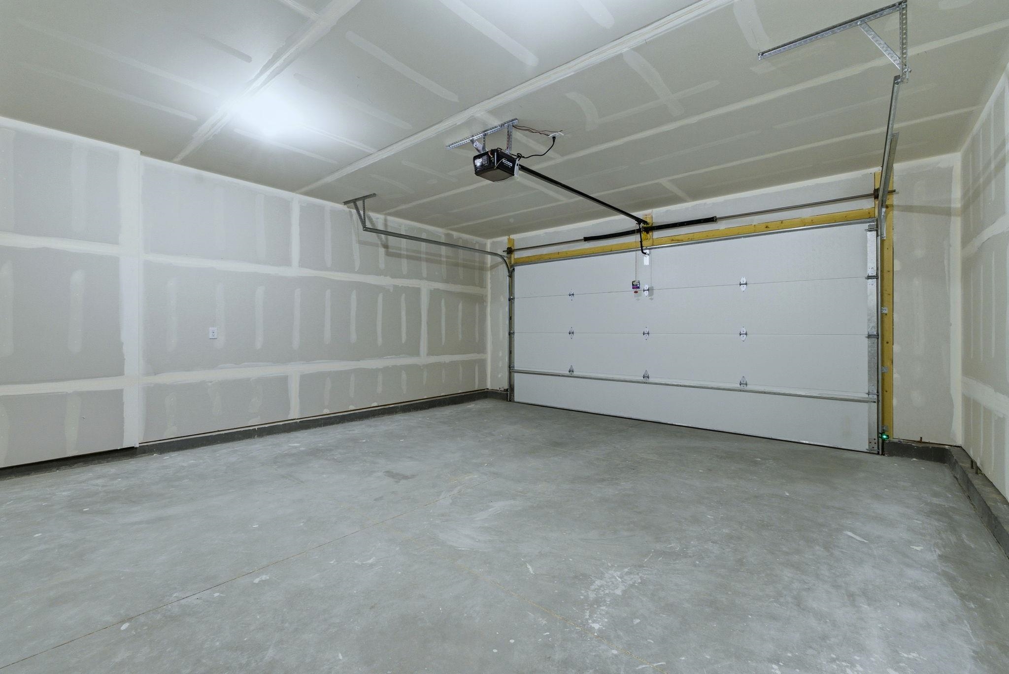 4588 Shale Circle Mills, WY 82644 - Photo 21 of 28