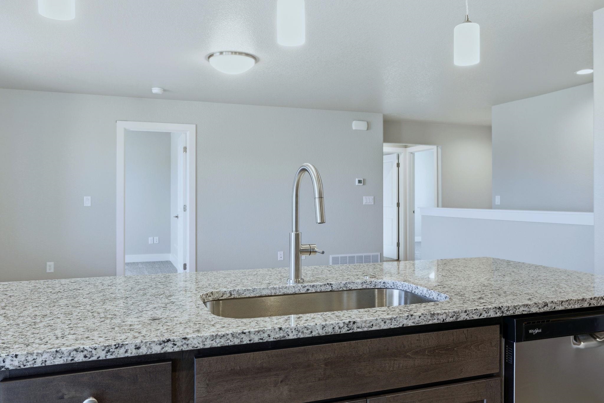 4588 Shale Circle Mills, WY 82644 - Photo 10 of 28