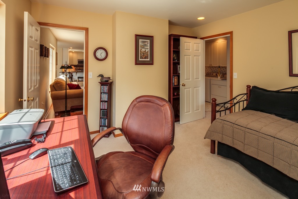 1919 Rhododendron Way Bellingham, WA 98229 - Photo 13 of 25 Gallery Image 13