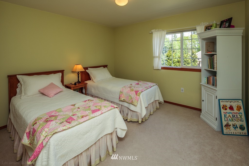 1919 Rhododendron Way Bellingham, WA 98229 - Photo 20 of 25 Gallery Image 20