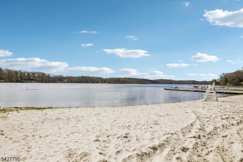 11 Alamoosook Road Vernon, NJ 07422 - Photo 45 of 49 Gallery Image 45
