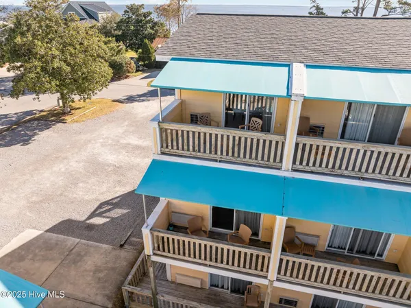 $99,900 | 305 South Avenue, Unit 33, Oriental, NC 28571