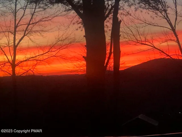 $559,000 | 2358 Snapdragon Point, East Stroudsburg, PA 18301