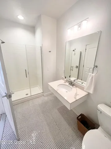 $1,980 | 25 Whistler Court, Unit 209, Saratoga Springs, NY 12866