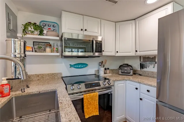 $349,000 | 6500 St Moritz Drive, Unit F1, Osage Beach, MO 65065