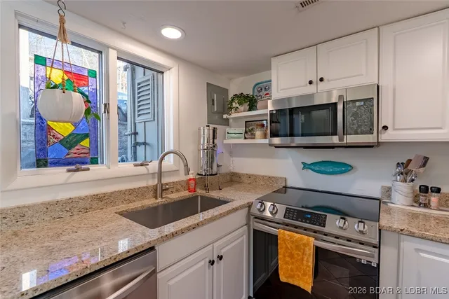 $349,000 | 6500 St Moritz Drive, Unit F1, Osage Beach, MO 65065