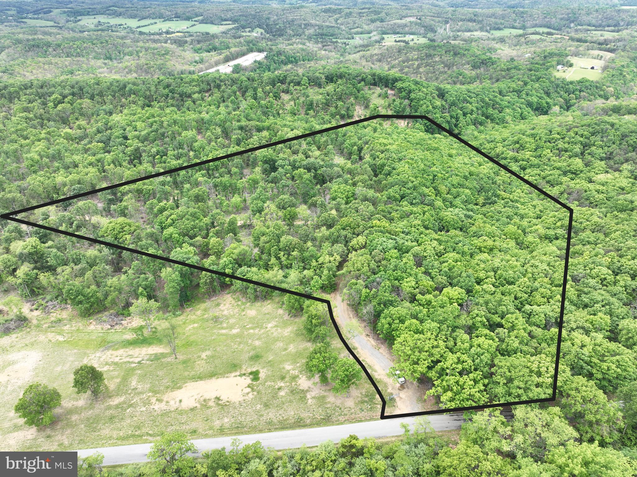 40.15-ac Middle Ridge Road Burlington, WV 26710 - Photo 2 of 47 Approximate Property Boundary Lines