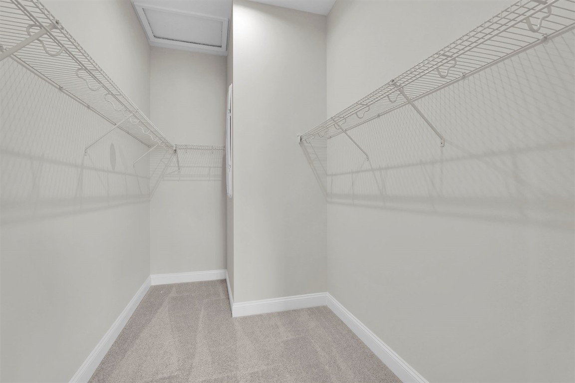 323 Sawgrass Drive Yulee, FL 32097 - Photo 27 of 33 a view of a small space