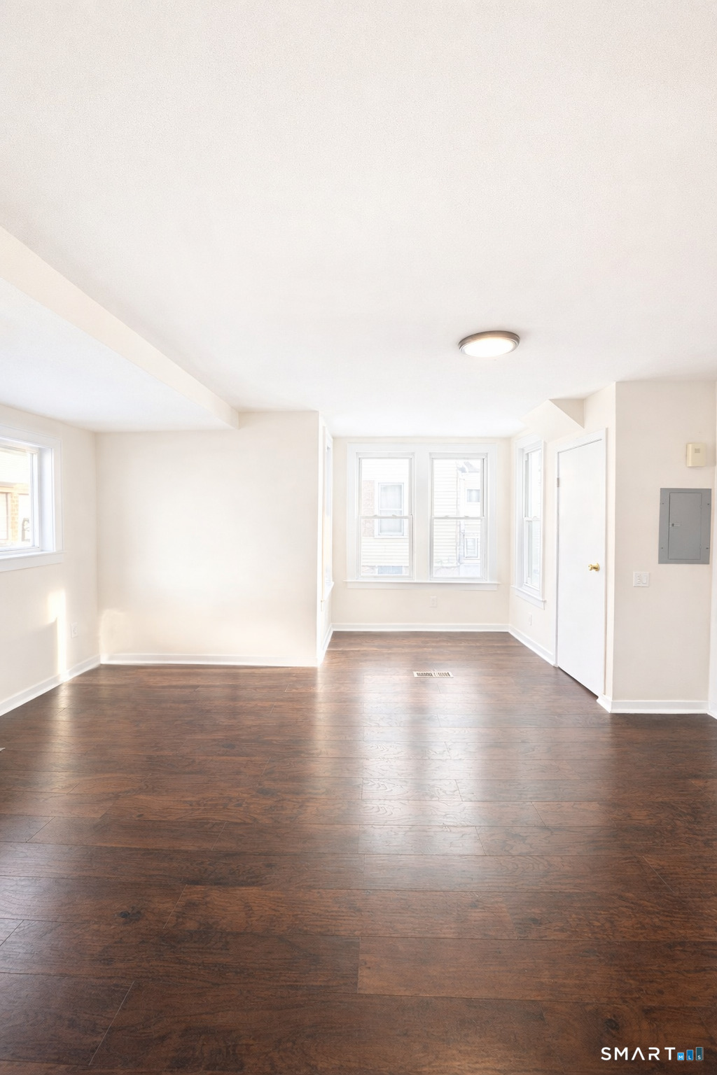 9 Winfield Street, Unit 1 Norwalk, CT 06855 - Photo 3 of 9 Living Room and Dining Room Combo