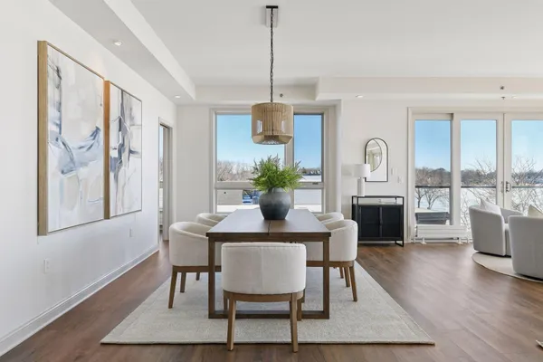 $1,100,000 | 4100 Shoreline Drive, Unit S206, Spring Park, MN 55384