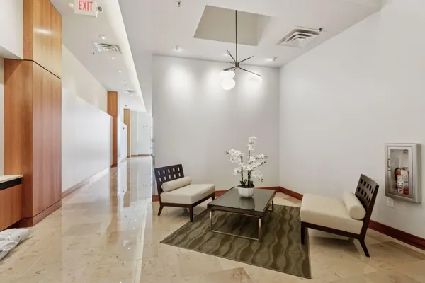 $1,100,000 | 4100 Shoreline Drive, Unit S206, Spring Park, MN 55384